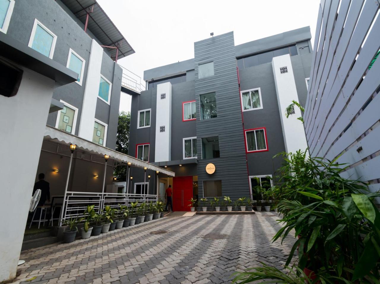 Oyo Townhouse 11 Esplanade Hotel Calcutta Exterior foto